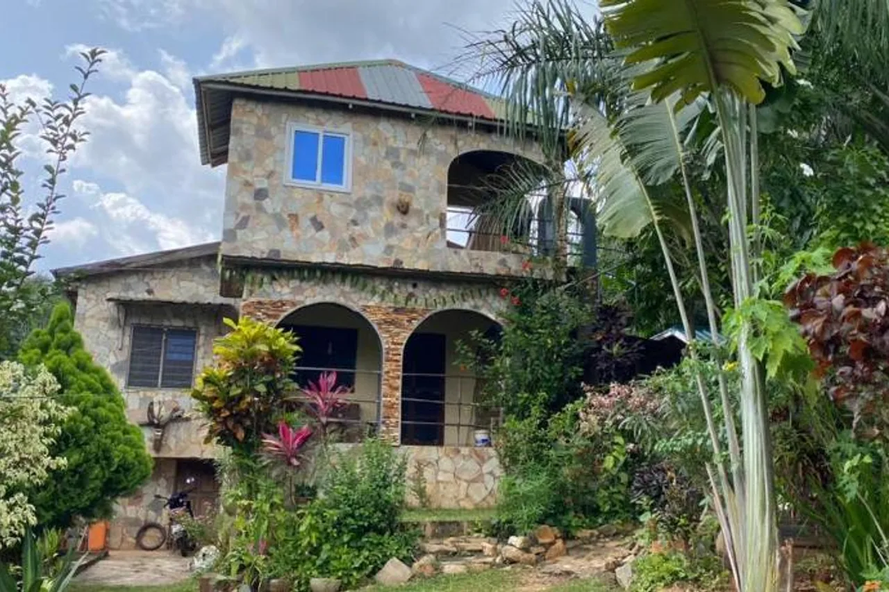 Lodge au paradis fleuri — ภาพห้องพักและบรรยากาศ