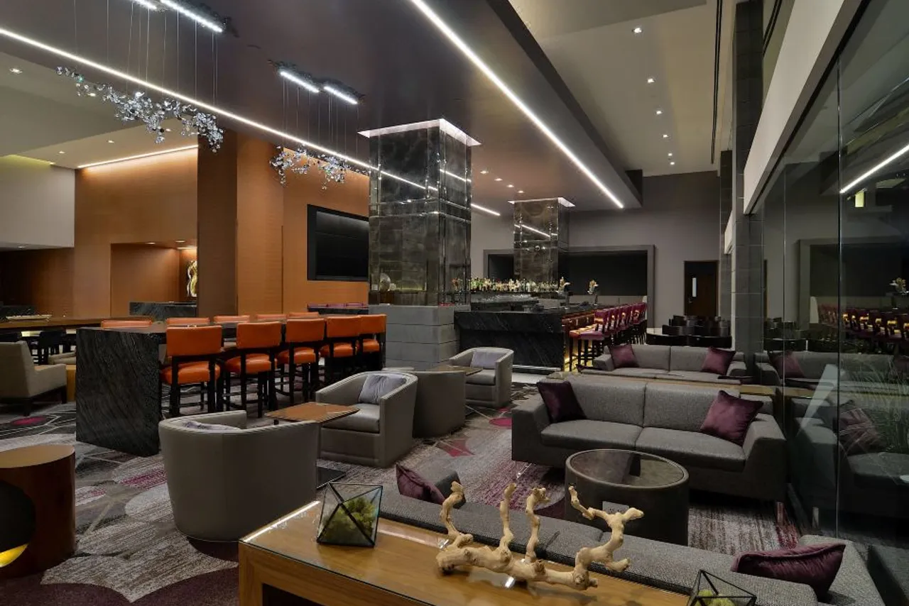Loews Hollywood Hotel — ภาพห้องพักและบรรยากาศ