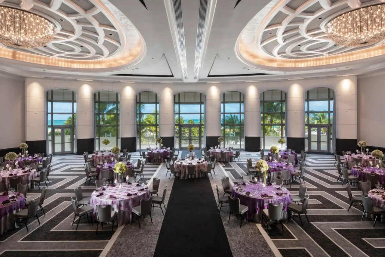 Loews Miami Beach Hotel — ภาพห้องพักและบรรยากาศ