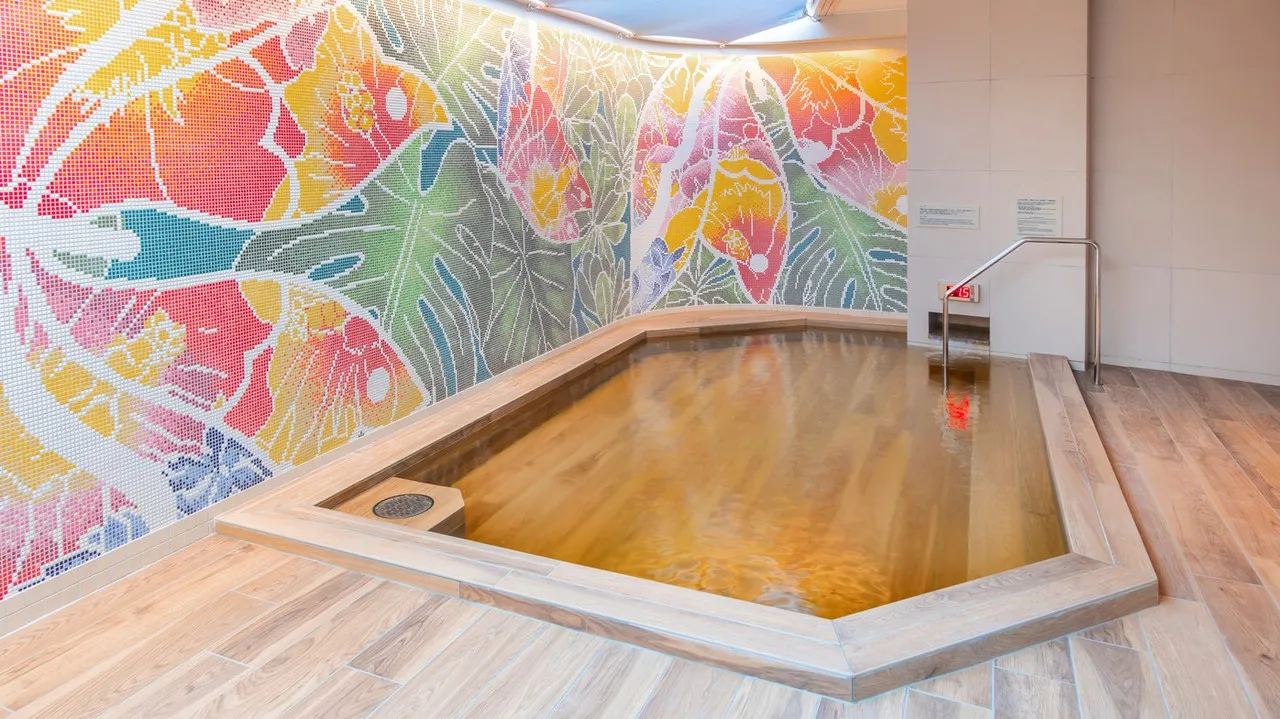 Loisir Hotel Naha — rooms and atmosphere