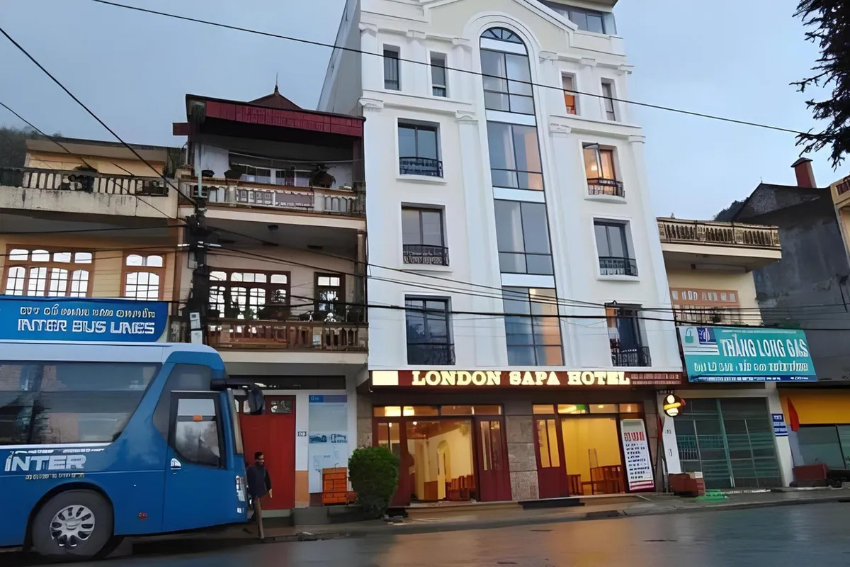 London Sapa Hotel — rooms and atmosphere