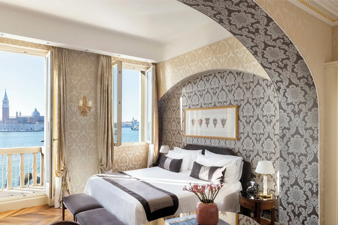 Londra Palace Venezia — rooms and atmosphere