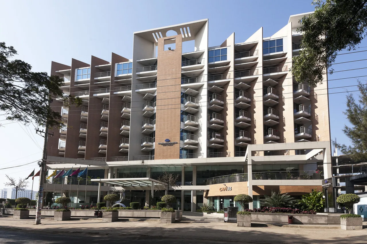 Long Beach Hotel — ภาพห้องพักและบรรยากาศ