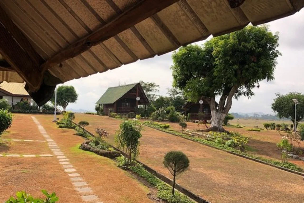 Lopé Hôtel — ภาพห้องพักและบรรยากาศ