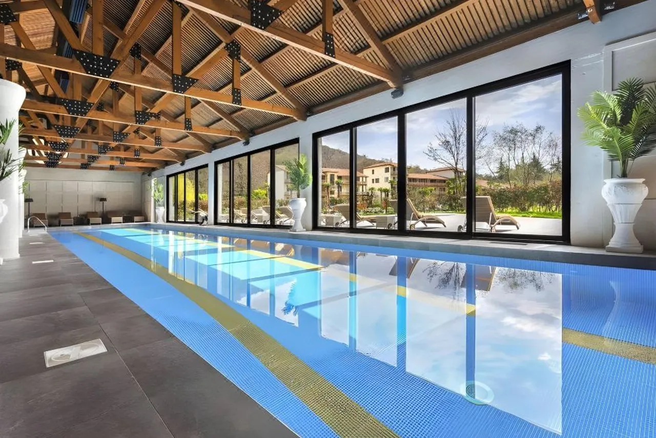 Lopota Lake Resort & Spa — ภาพห้องพักและบรรยากาศ