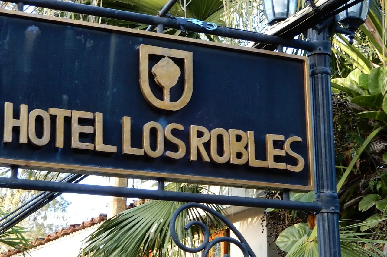 Los Robles Charming Colonial Boutique Hotel
