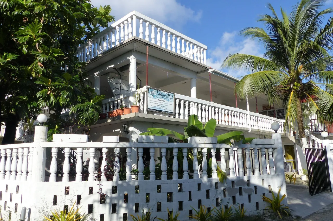 L's Lodge — โรงแรมในฟูนาฟูตี