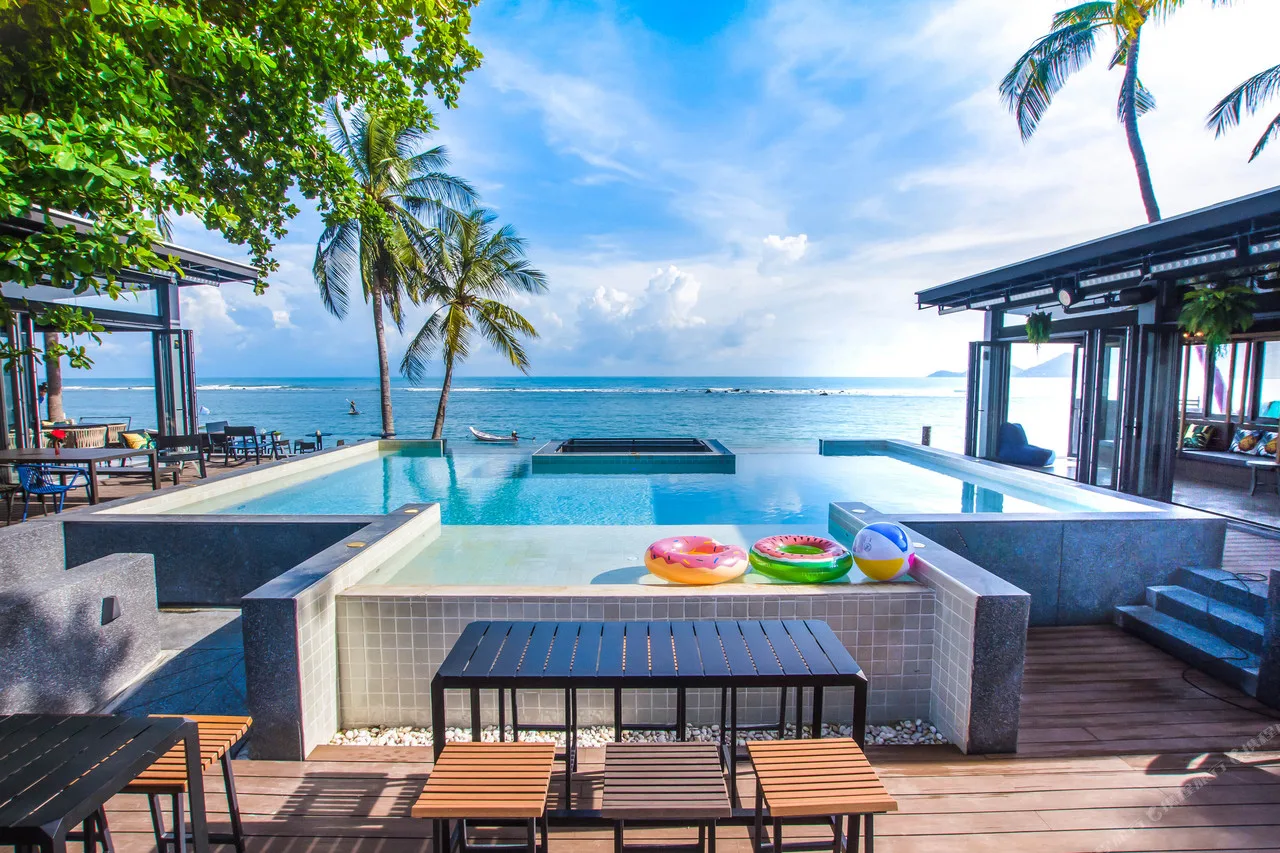 Lub d Koh Samui Chaweng Beach — rooms and atmosphere