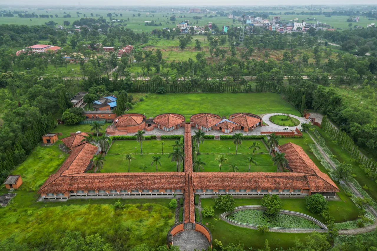 Lumbini Hokke Hotel — ลุมพินี