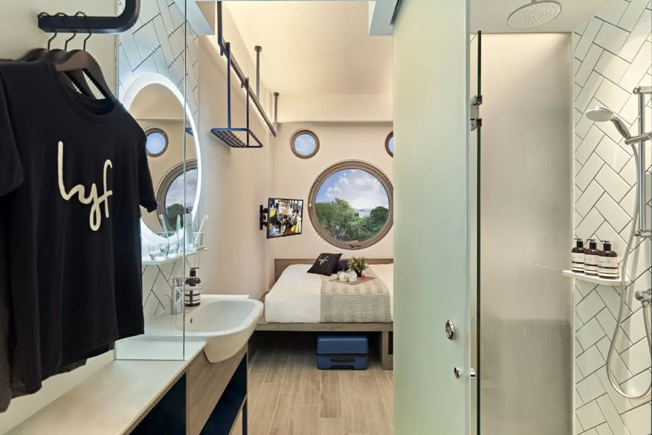 lyf one-north Singapore — rooms and atmosphere
