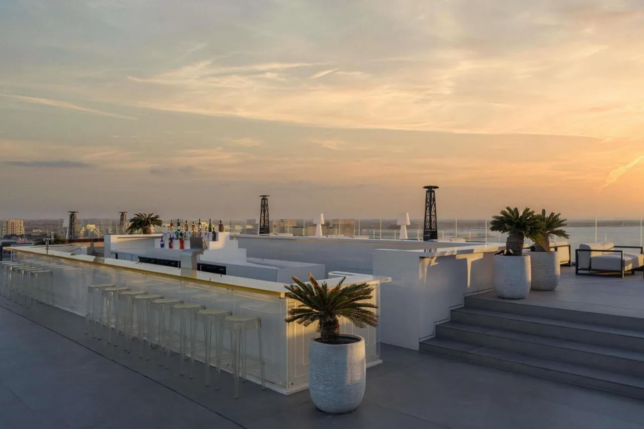 Mövenpick Resort Al Marjan Island — ภาพห้องพักและบรรยากาศ