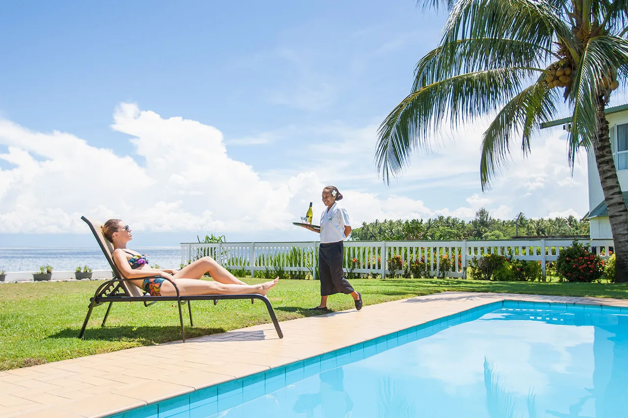 Madang Lodge Hotel — ภาพห้องพักและบรรยากาศ