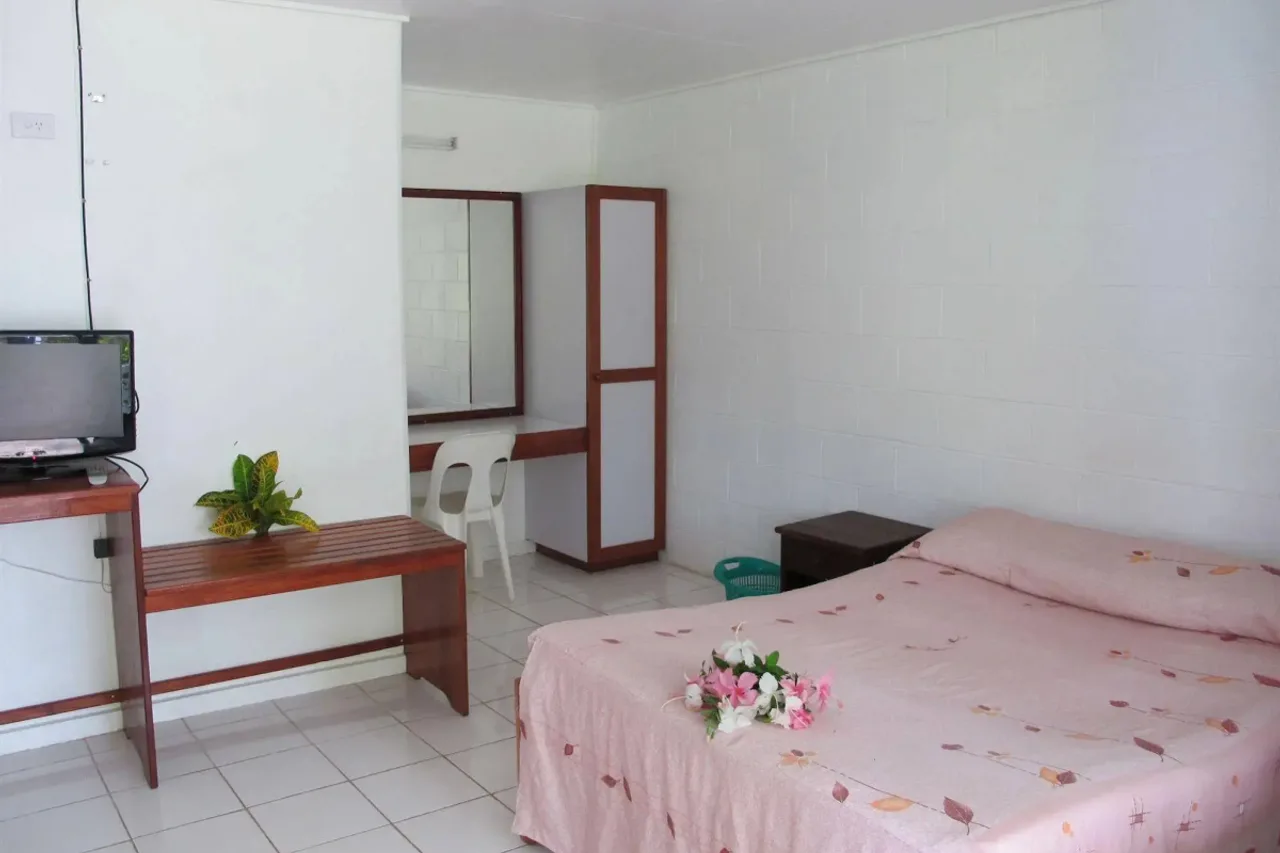 Madang Lodge Hotel — ภาพห้องพักและบรรยากาศ