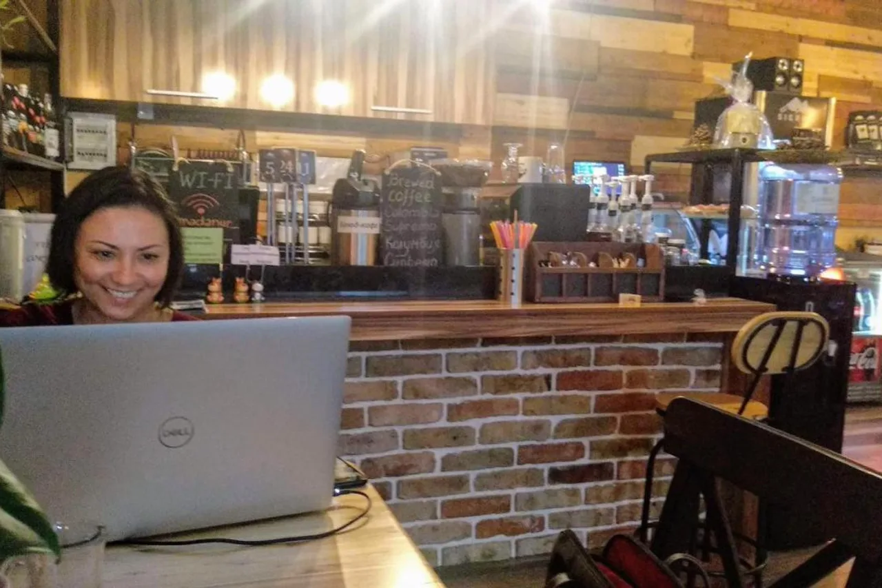 Madanur Hotel — ภาพห้องพักและบรรยากาศ