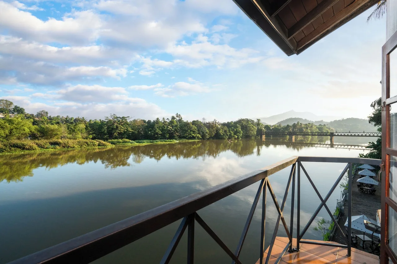 Mahaweli Reach Hotel — ภาพห้องพักและบรรยากาศ