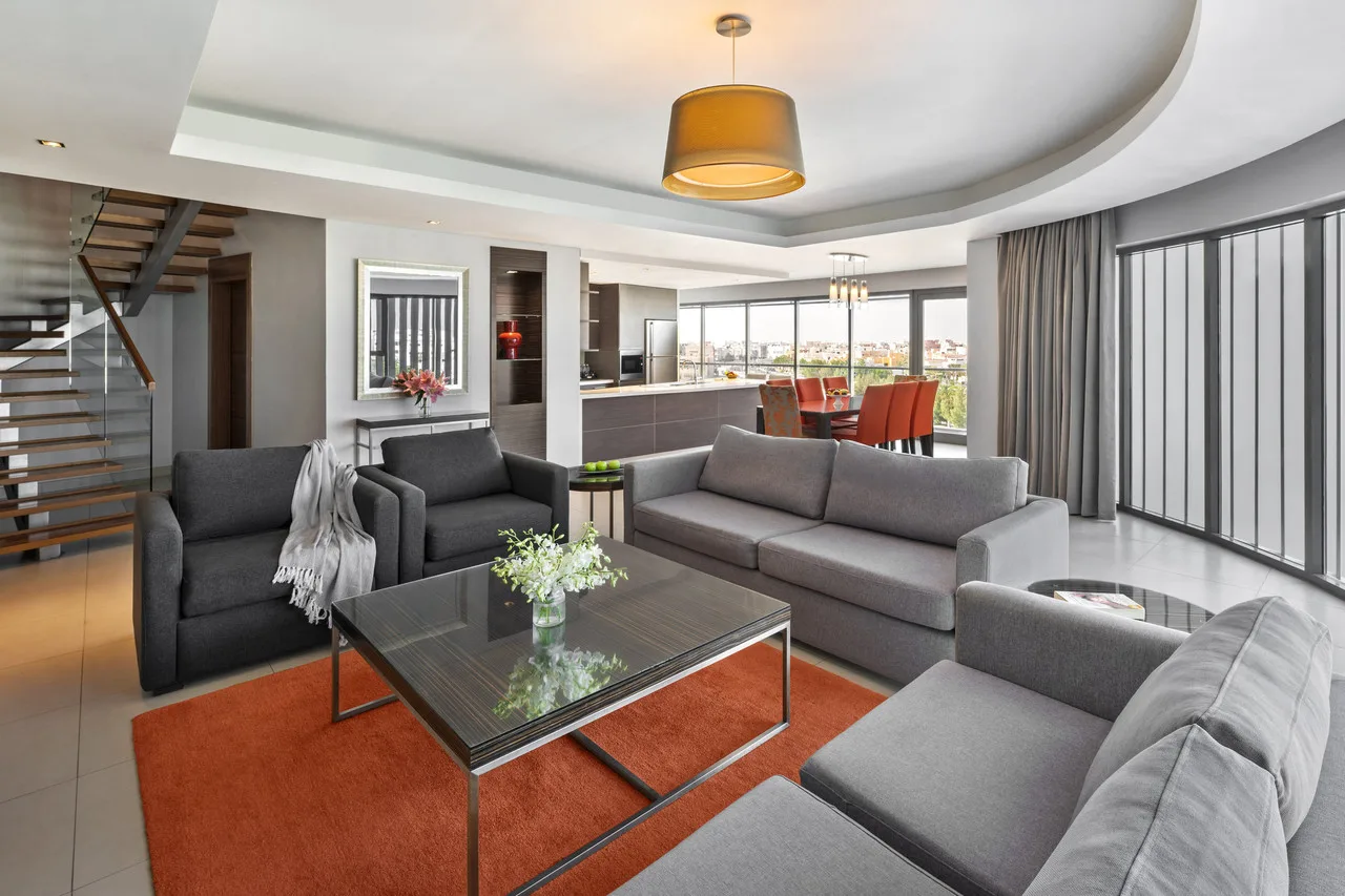 Majestic Arjaan by Rotana — ภาพห้องพักและบรรยากาศ