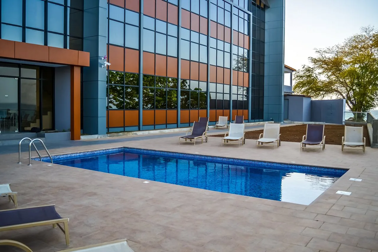 Mamba Point Hotel Freetown — ภาพห้องพักและบรรยากาศ