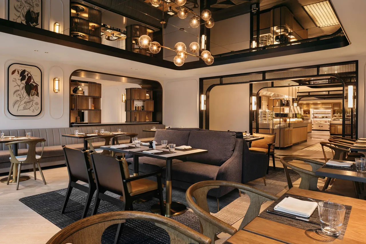 Hilton Singapore Orchard (อดีต Mandarin Orchard) — rooms and atmosphere