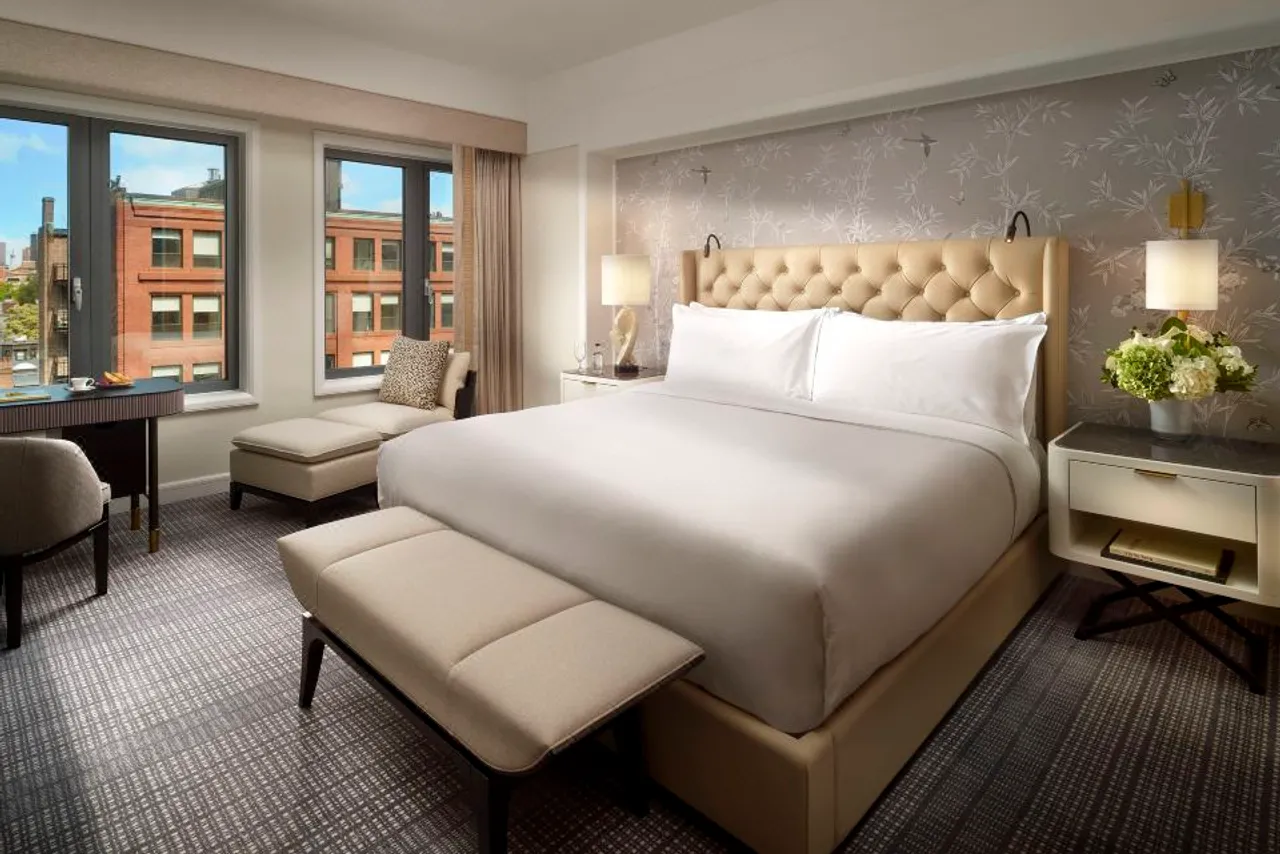 Mandarin Oriental, Boston — rooms and atmosphere