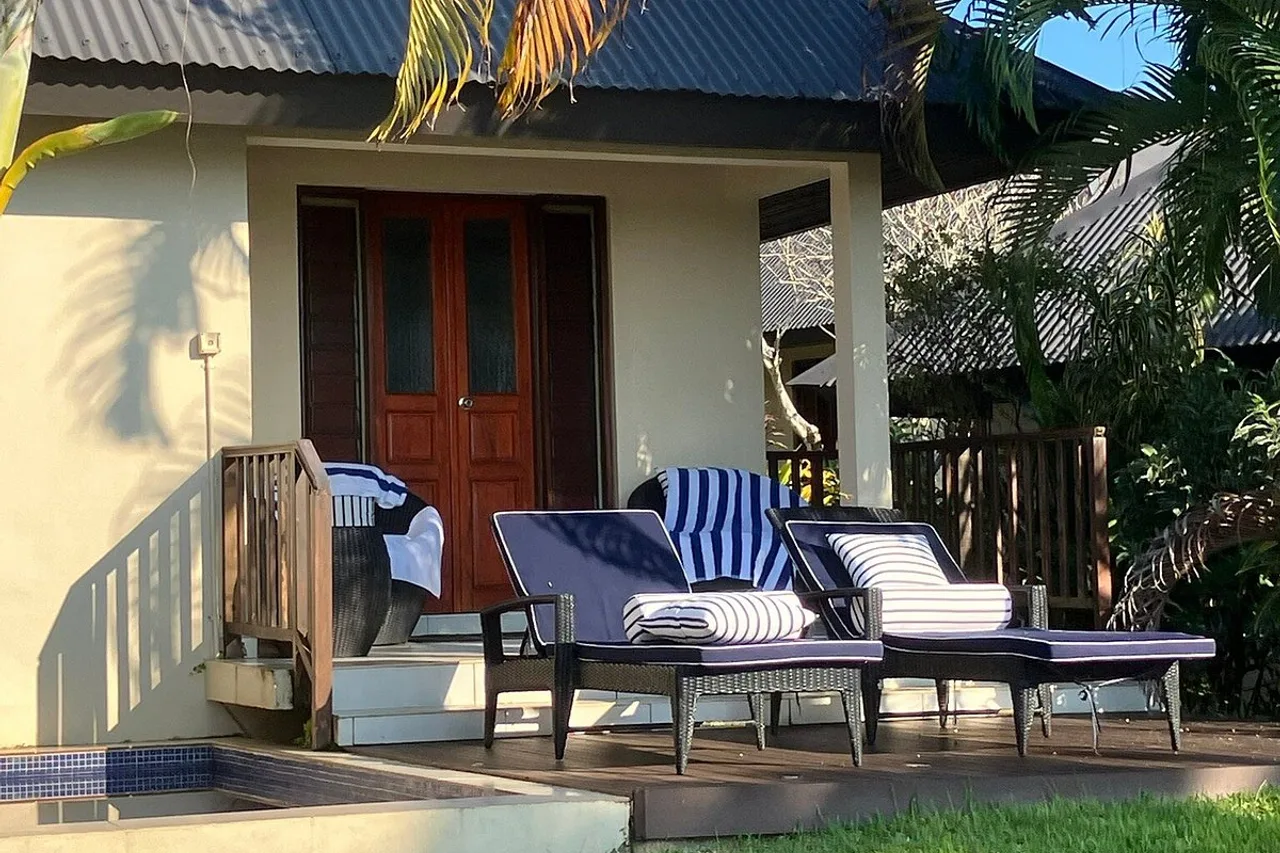 Mangoes Resort — โรงแรมในพอร์ตวิลา
