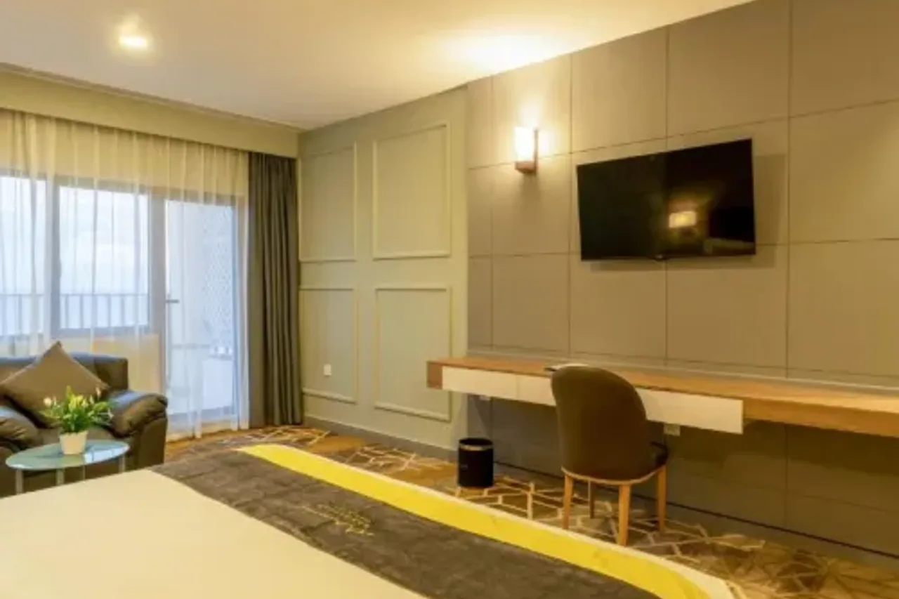 Manhattan Business Hotel — ภาพห้องพักและบรรยากาศ