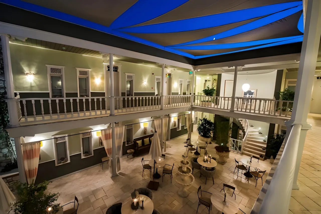 Marge Hotel — rooms and atmosphere