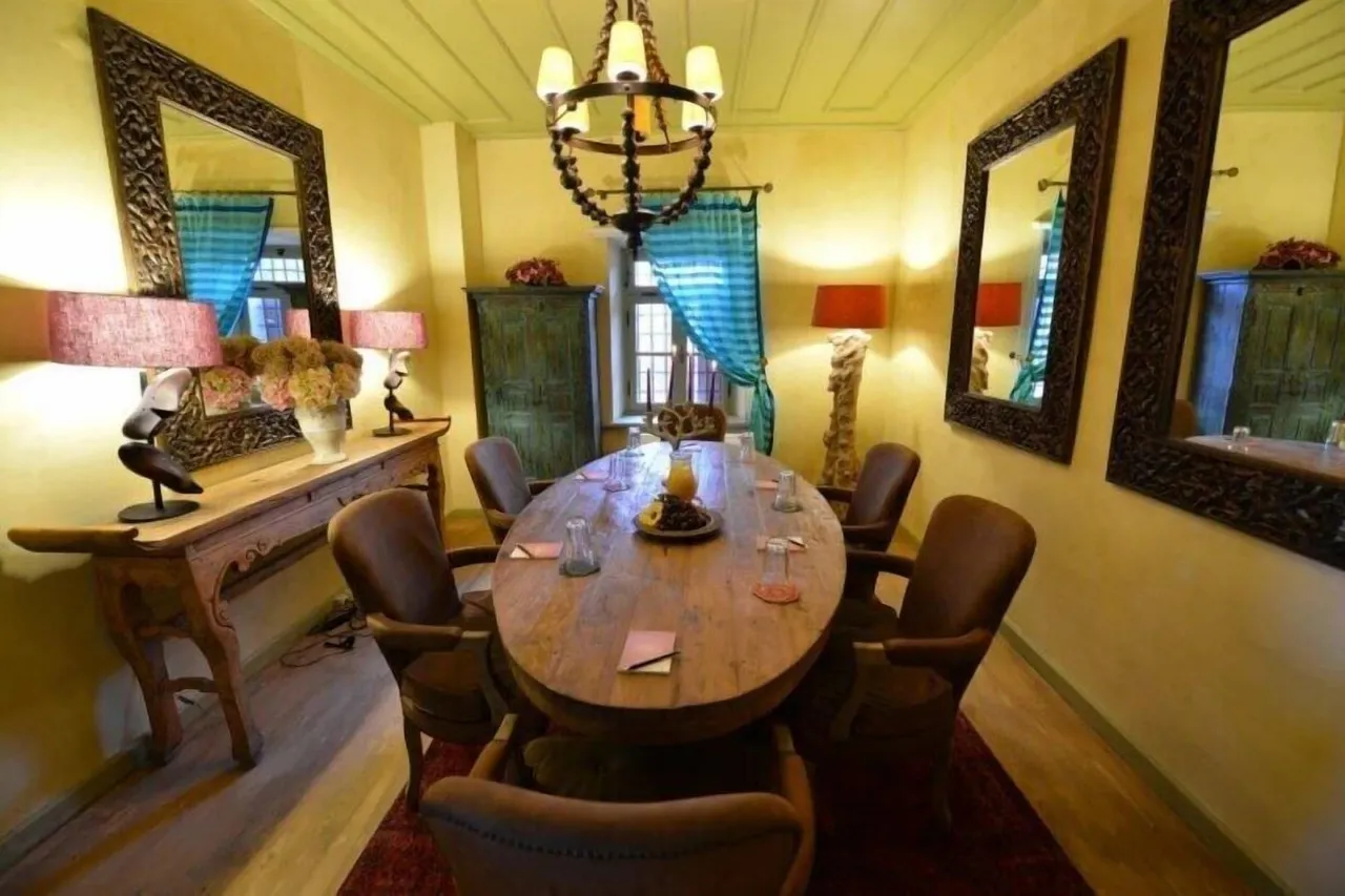 Marge Hotel — rooms and atmosphere