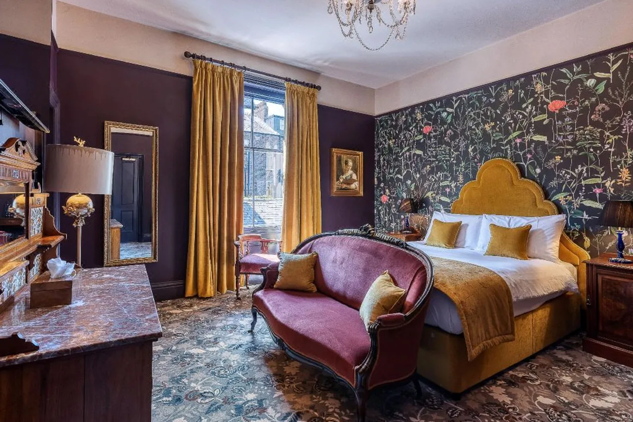 Hotel Clementine (formerly Marmadukes Town House Hotel) — ภาพห้องพักและบรรยากาศ