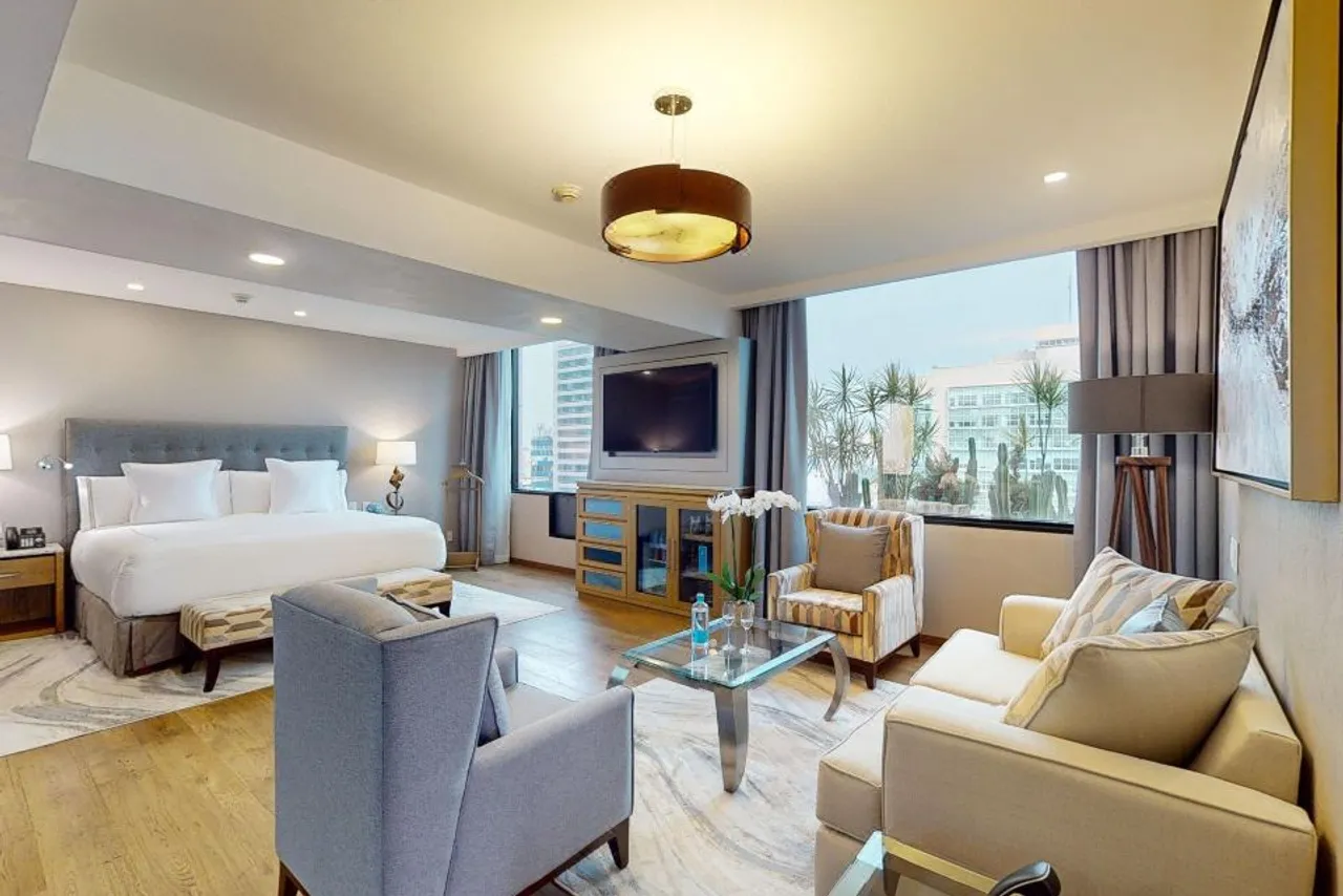 Marquis Reforma Hotel & Spa — ภาพห้องพักและบรรยากาศ