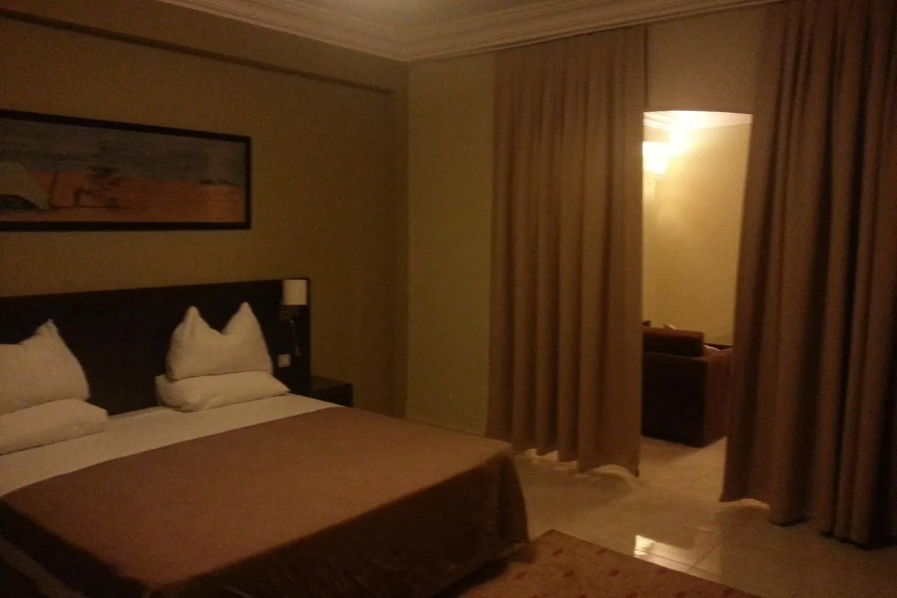 Mauricenter Hotel Nouakchott — ภาพห้องพักและบรรยากาศ