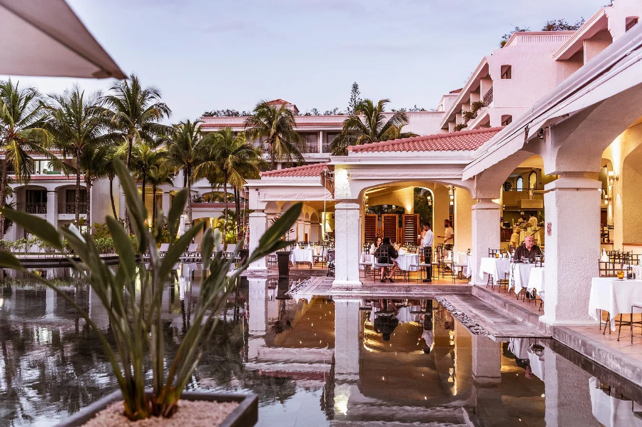 Mauricia Beachcomber Resort & Spa — ภาพห้องพักและบรรยากาศ