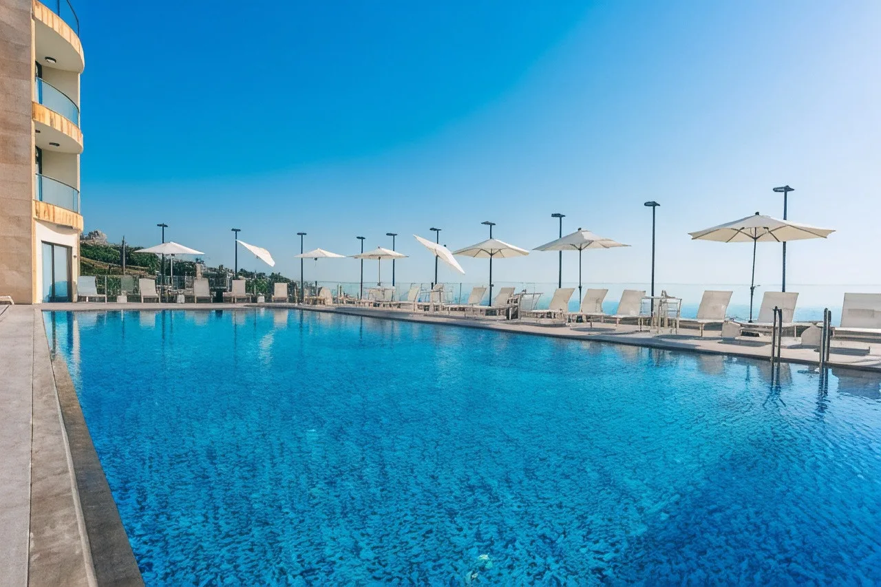 Maximus Hotel Byblos — ภาพห้องพักและบรรยากาศ