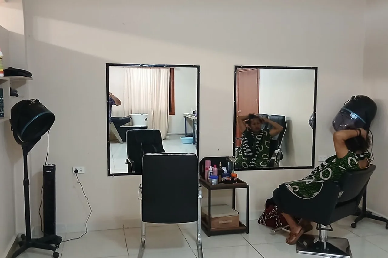 McRoyal Hotel — ภาพห้องพักและบรรยากาศ