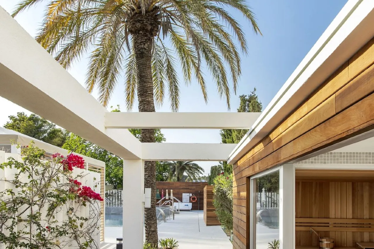 ME Ibiza - The Leading Hotels of the World — rooms and atmosphere