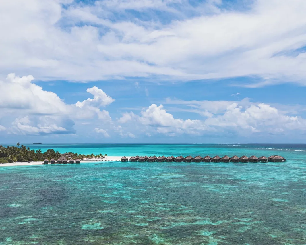 Meeru Island Resort & Spa — ภาพห้องพักและบรรยากาศ