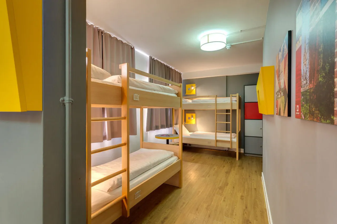 MEININGER Hotel London Hyde Park — rooms and atmosphere