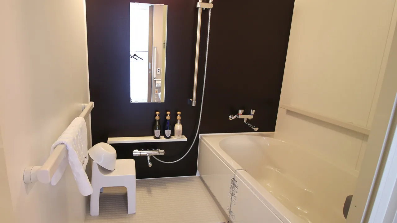 Meitetsu Inn Nagoyaeki Shinkansenguchi — rooms and atmosphere