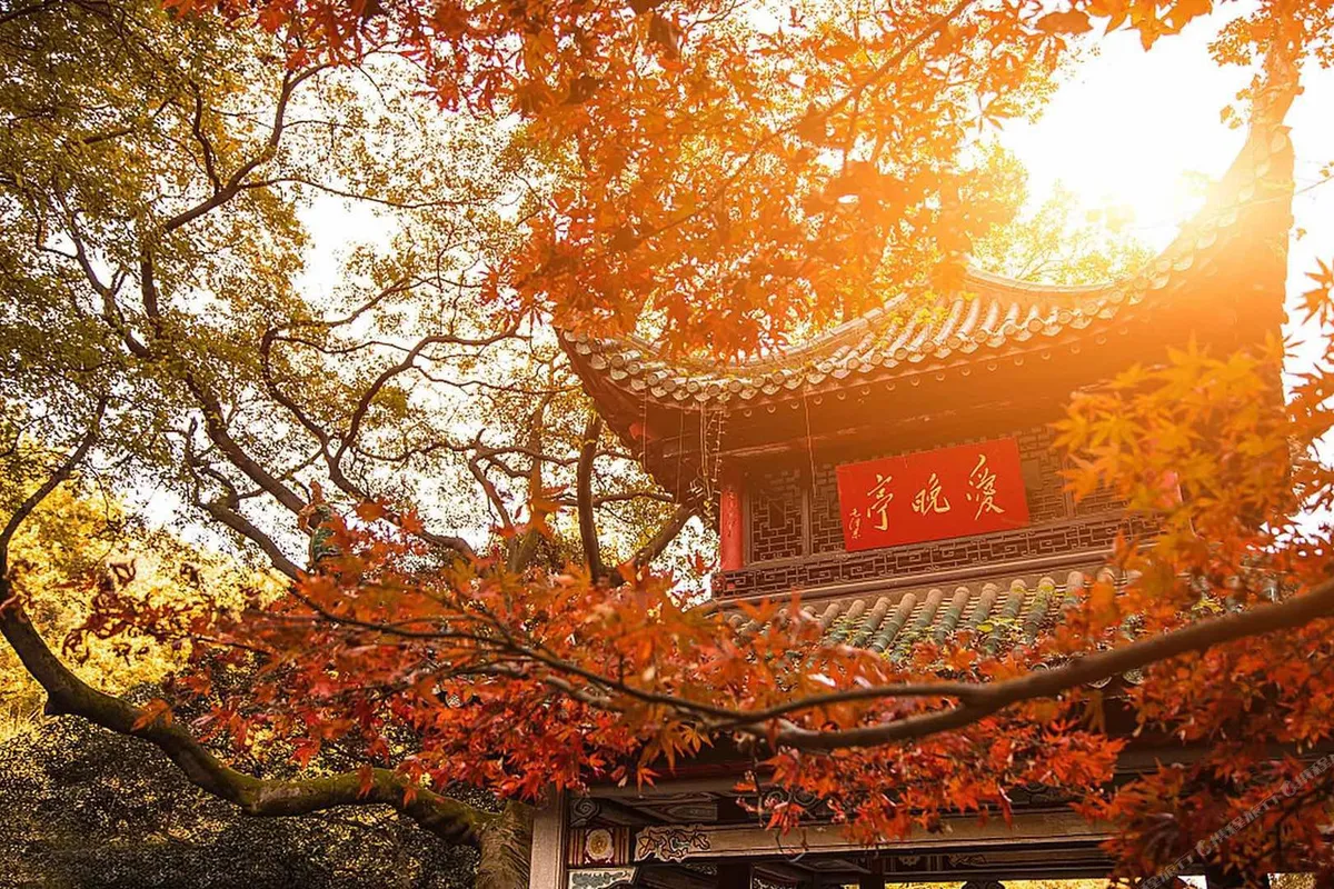 Mellow Orange Hotel Changsha Railway Station — rooms and atmosphere