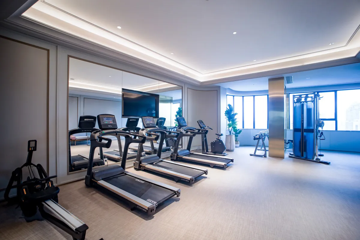 Mercure Guangzhou Beijing Road Pedestrian Street — rooms and atmosphere