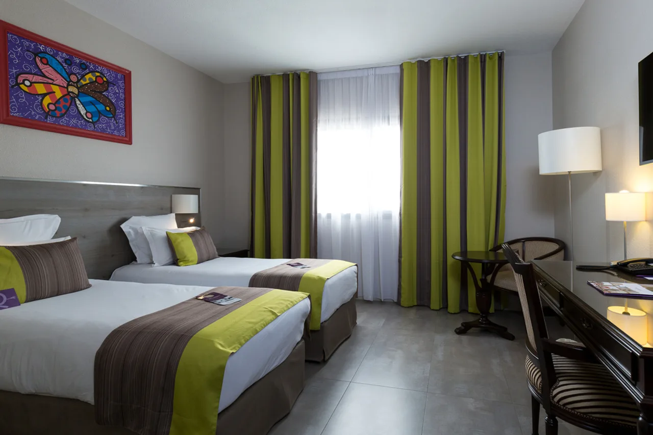 Mercure Cayenne Royal Amazonia — rooms and atmosphere