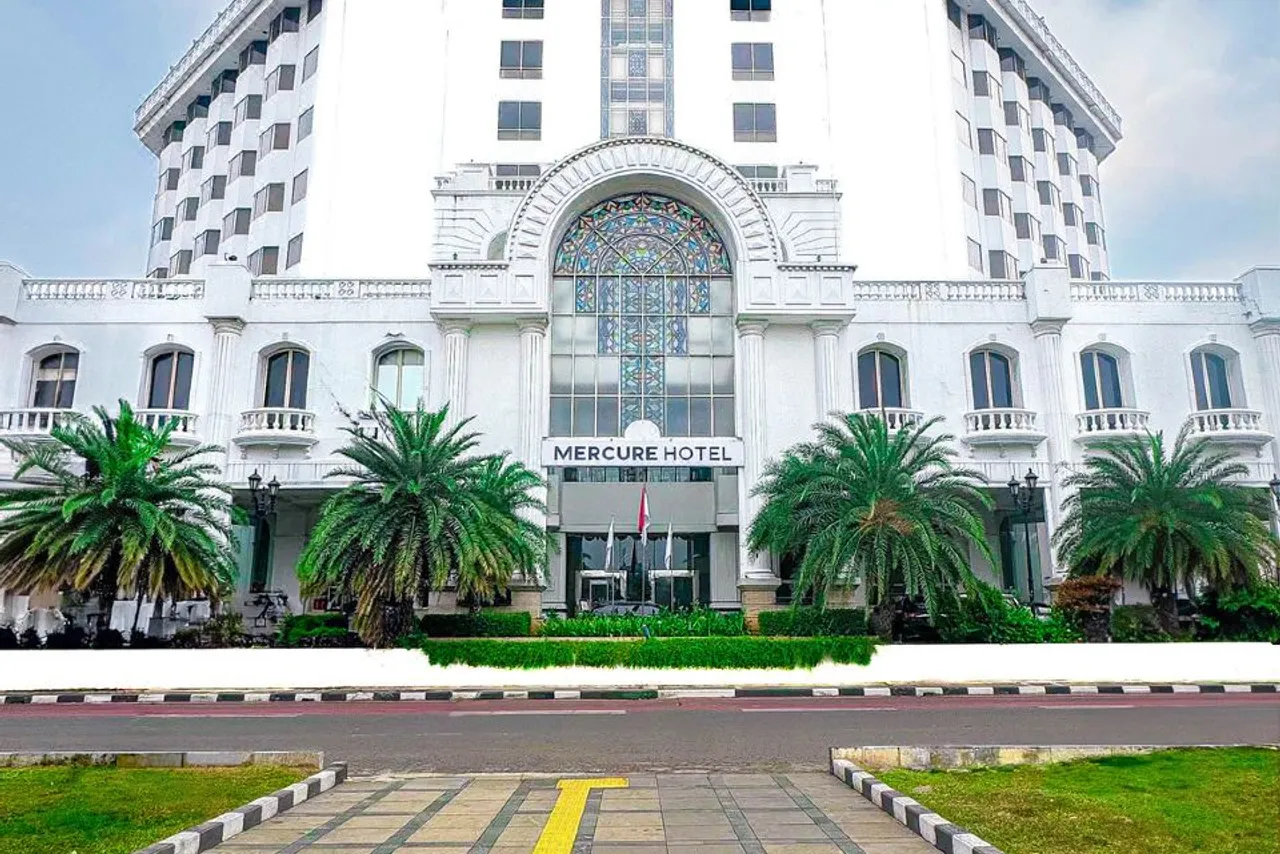 Mercure Jakarta Batavia — 酒店