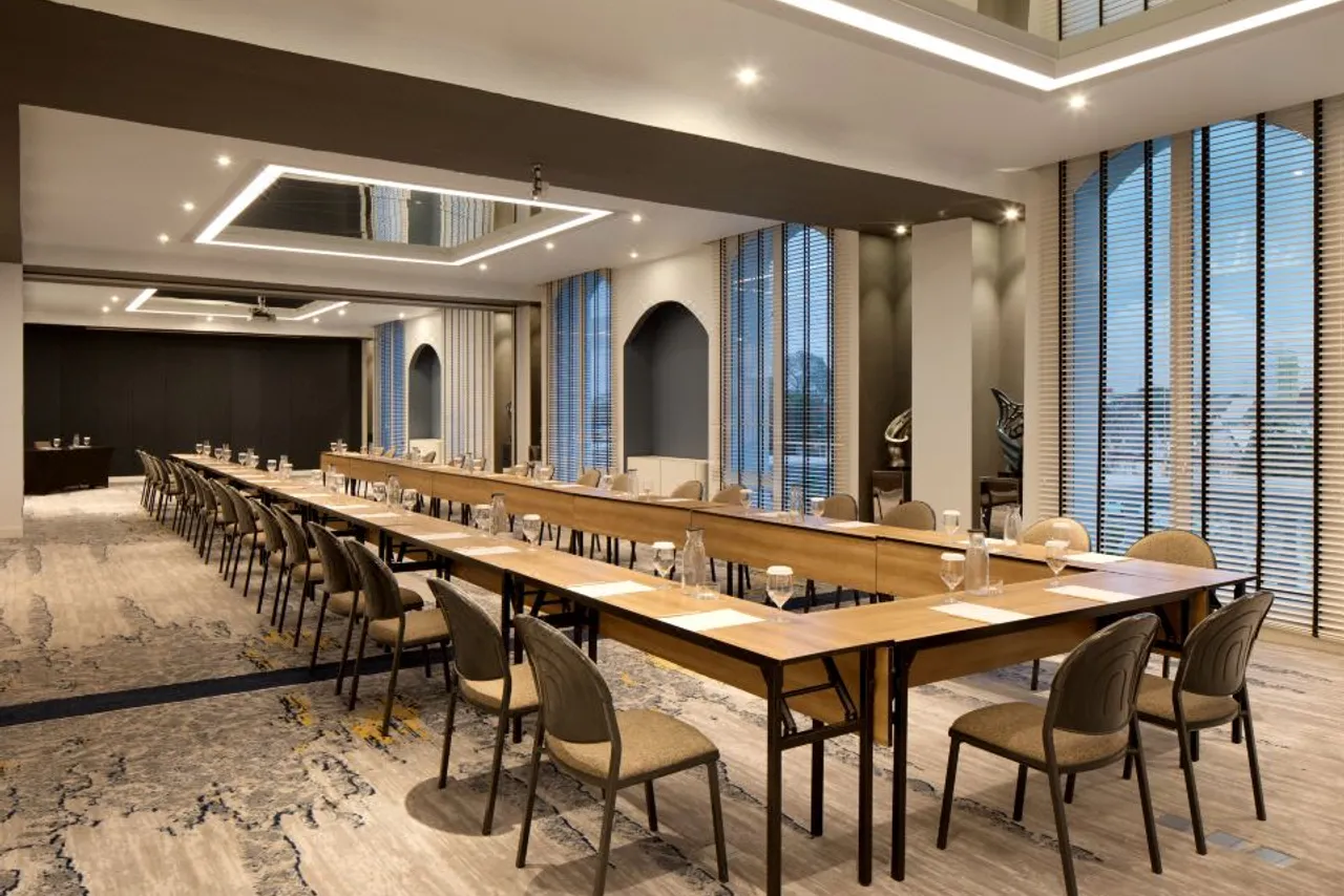 Mercure Jakarta Batavia — ภาพห้องพักและบรรยากาศ