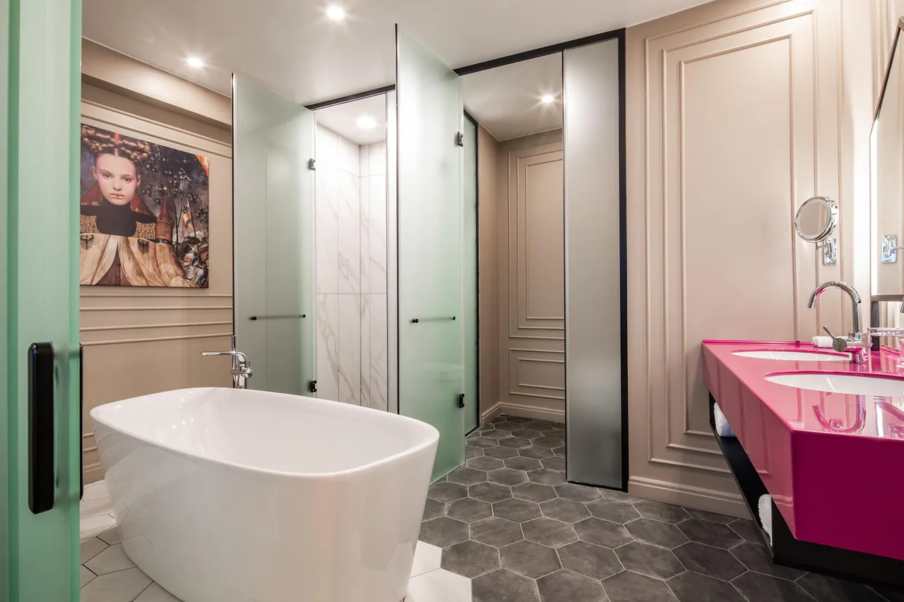 Mercure Kaliningrad Center — ภาพห้องพักและบรรยากาศ