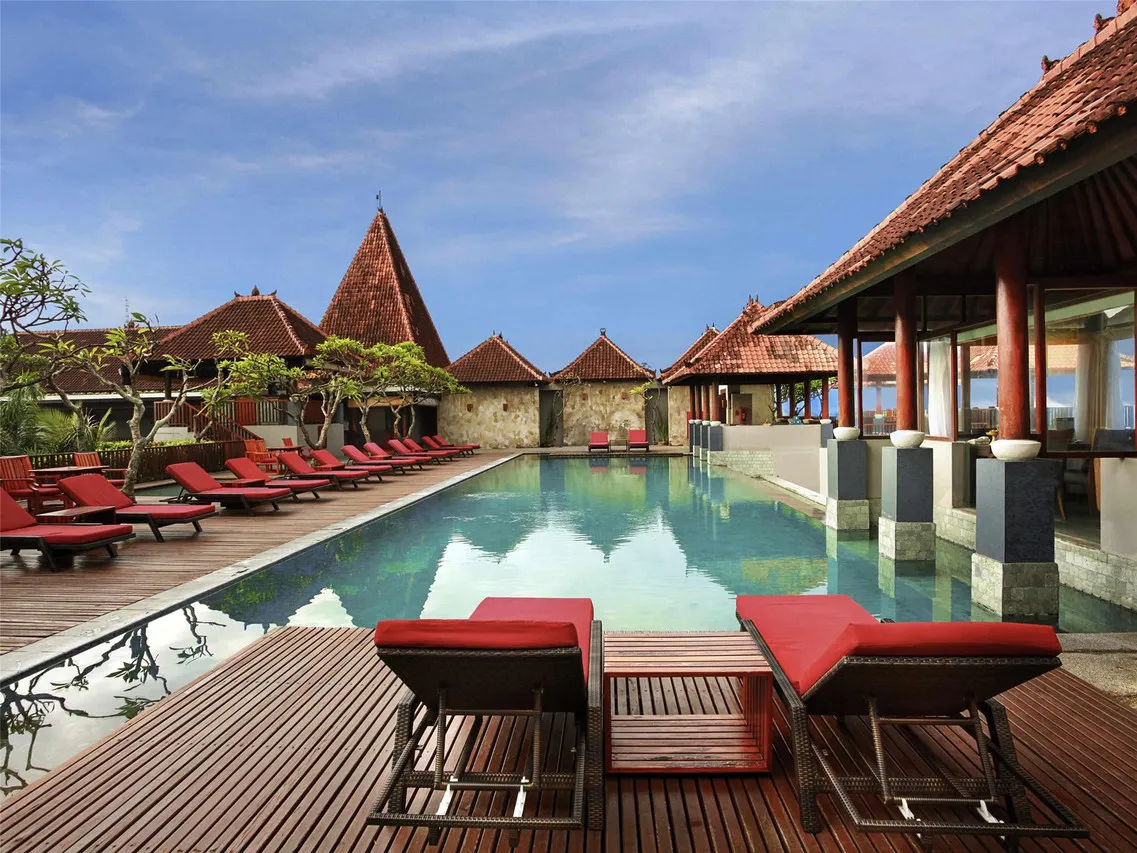 Mercure Kuta Bali — rooms and atmosphere