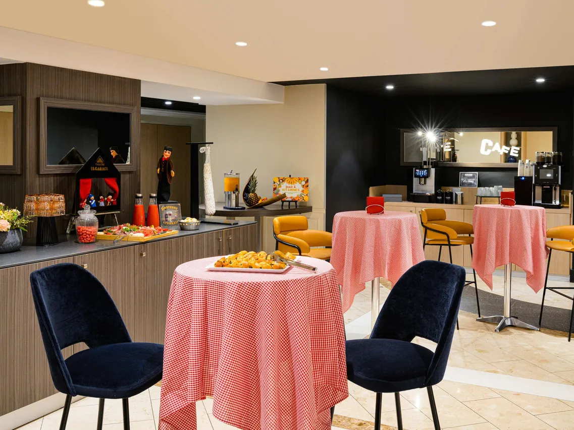 Mercure Lyon Centre Saxe Lafayette — rooms and atmosphere