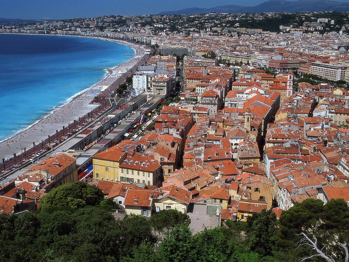 Mercure Nice Promenade des Anglais — rooms and atmosphere