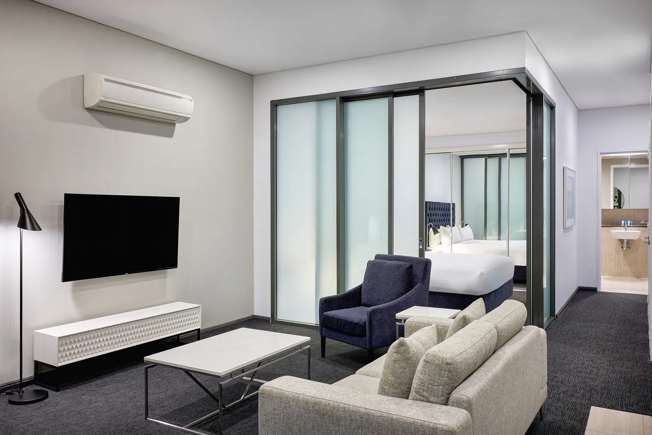 Meriton Suites Campbell Street, Sydney — ภาพห้องพักและบรรยากาศ