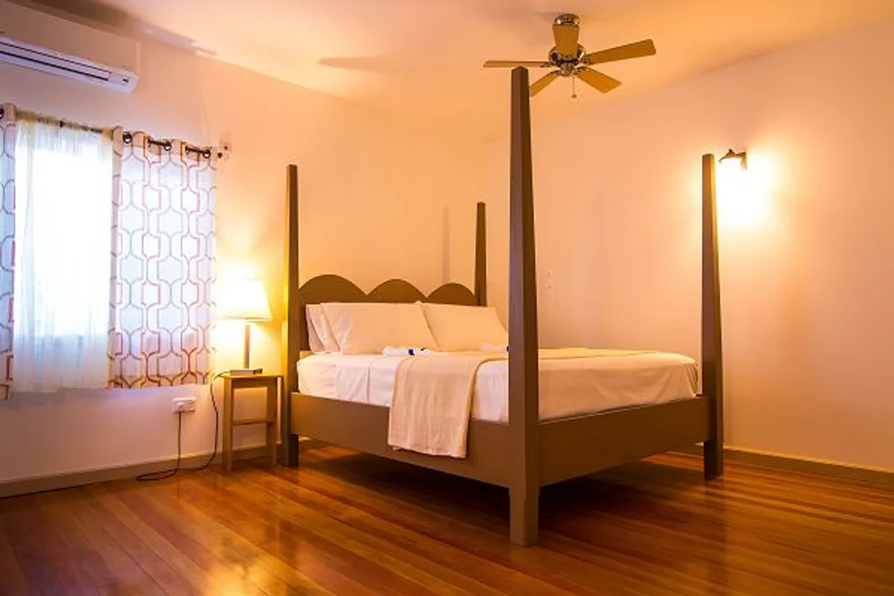 Mermaid Beach Hotel — ภาพห้องพักและบรรยากาศ