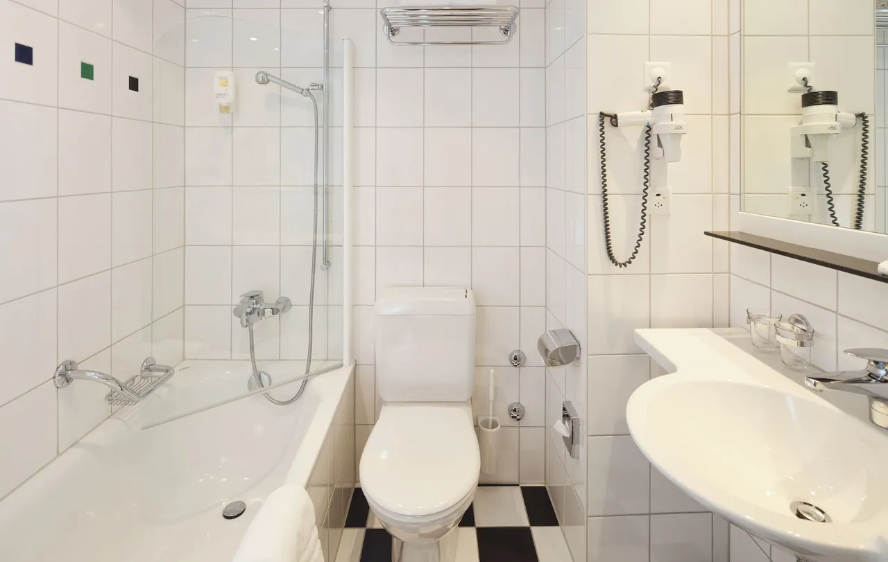 Hotel Metropol Basel — rooms and atmosphere