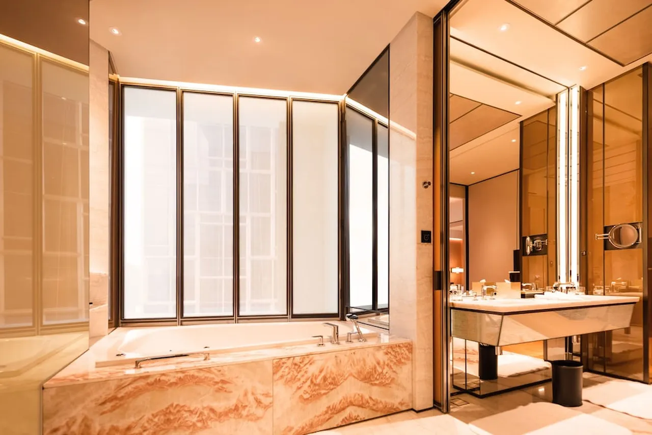 MGM Cotai — rooms and atmosphere